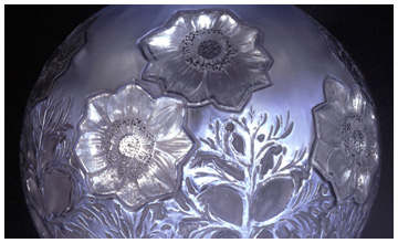 Vase Anemones by Rene Lalique
